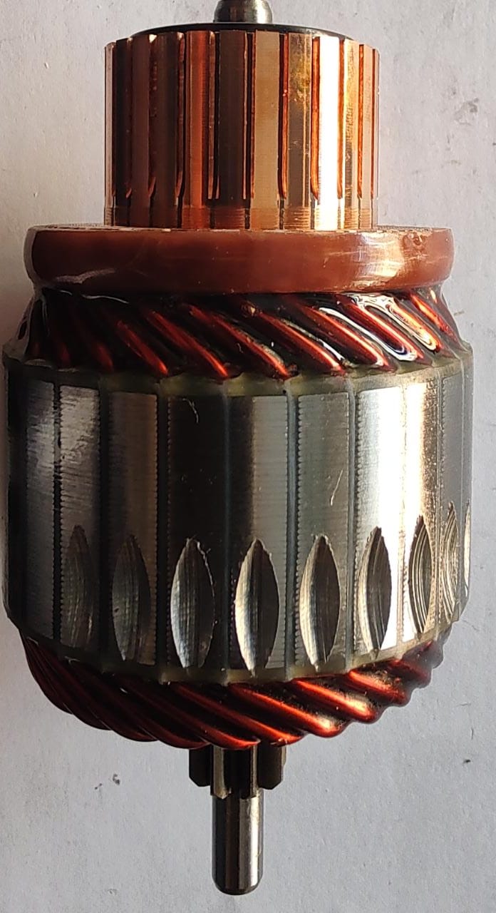 ACCENT/MODERNO/L:93MM/G:48MM/8SLINES/28DELGAS // SSAA